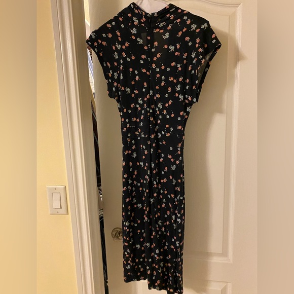 Blue floral French Connection dress (size 6) with cross over neck and frilly hem - Picture 2 of 7